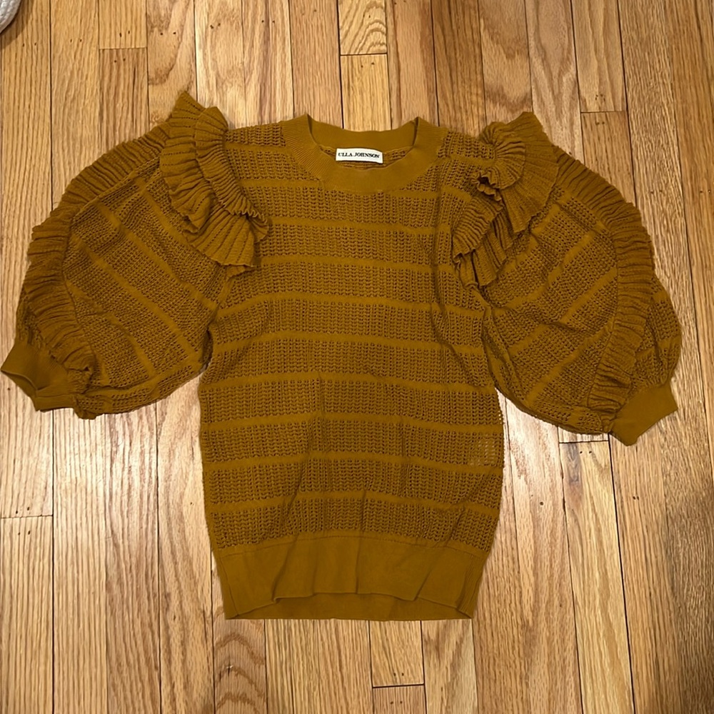 Ruffled, perfect condition. Worn once Ulla Johnson lightweight knit.